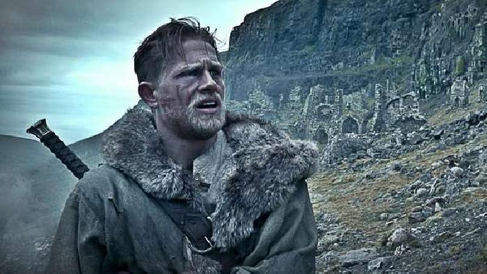 Charlie Hunnam Rocks As The True Owner OF Excalibur In New King Arthur: Legend Of The Sword [Trailer]